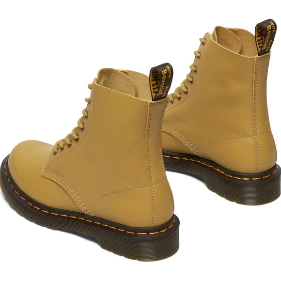 Dr. Martens Women’s 1460 Pascal Virginia Leather Boots US 6 - Picture 2 of 6